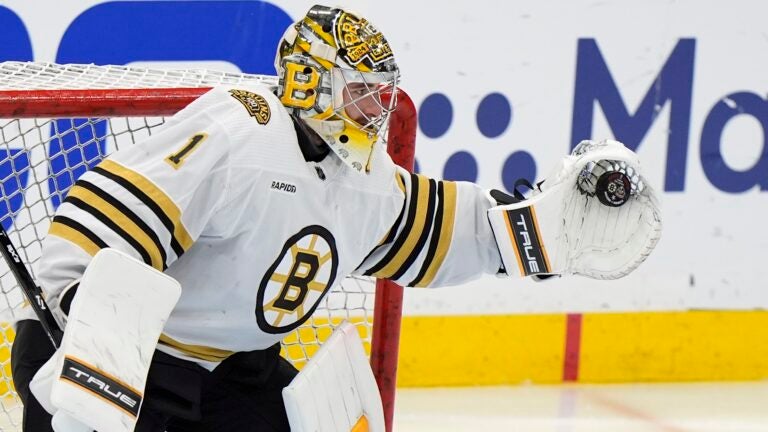Jeremy Swayman discusses future with Bruins