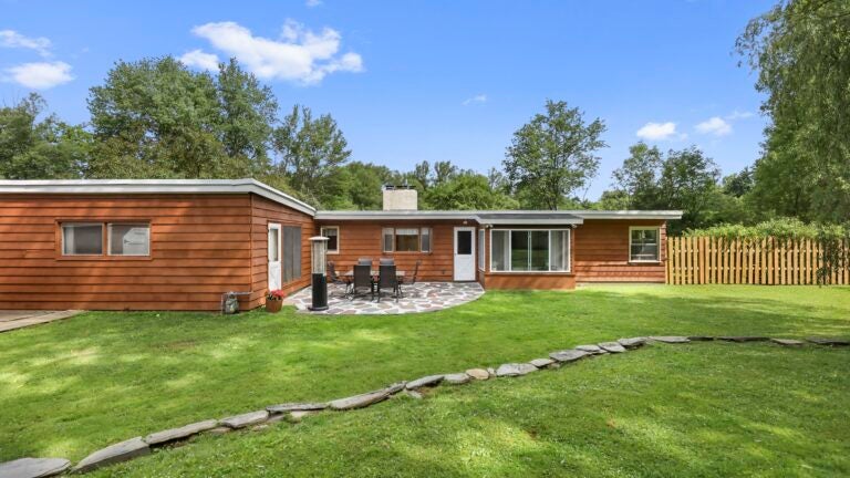 In Berkshires, a mid-century modern beauty for $519,900