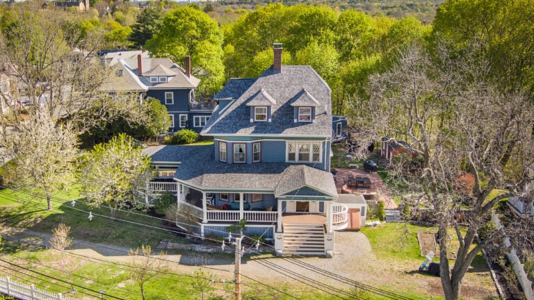 Viral Roslindale house hits the market for $1.5 million