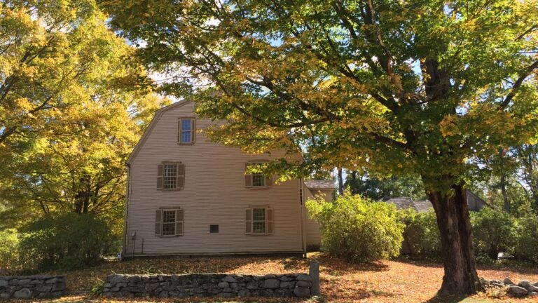 Why does New England have so many stone walls?