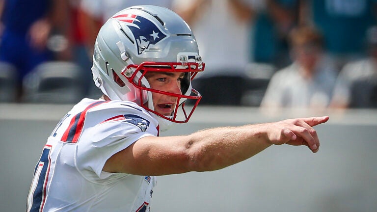 Why Troy Aikman is defending Drake Maye amid struggles
