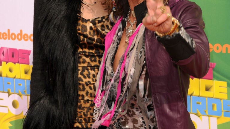 Steven Tyler and fiancee Erin Brady split?