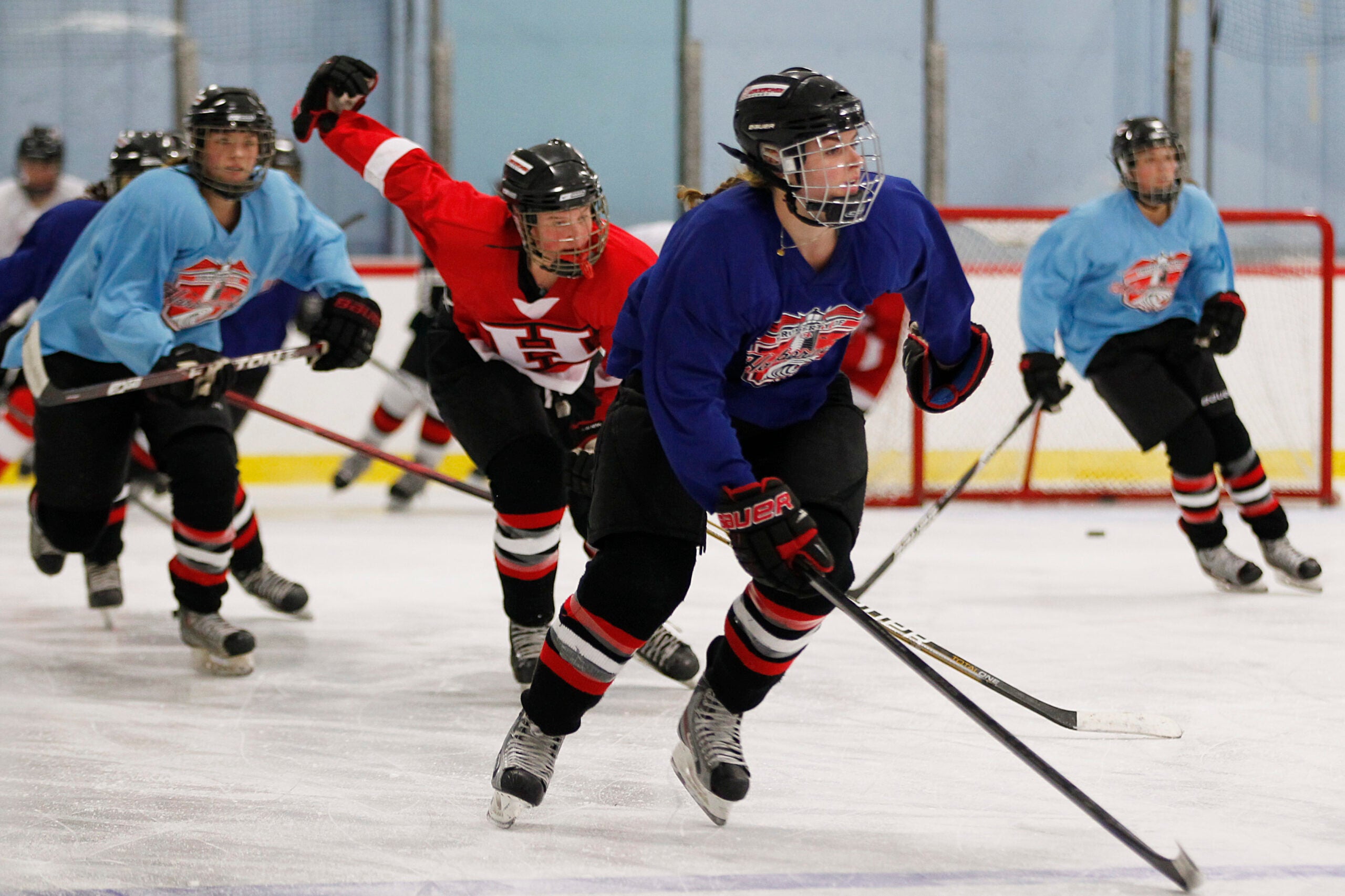 Duxbury, Hingham girls’ hockey programs stand alone