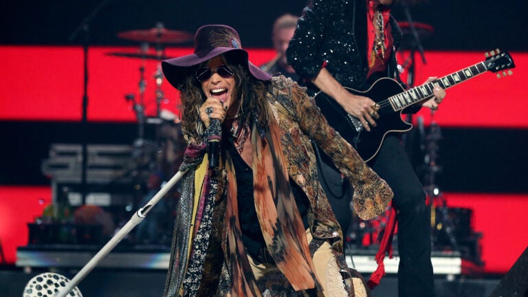 Aerosmith to play on the streets of boston