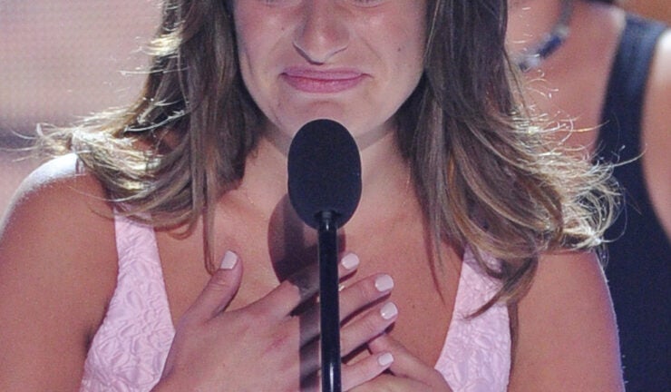 Lea Michele speaks about Cory Monteith at Teen Choice Awards