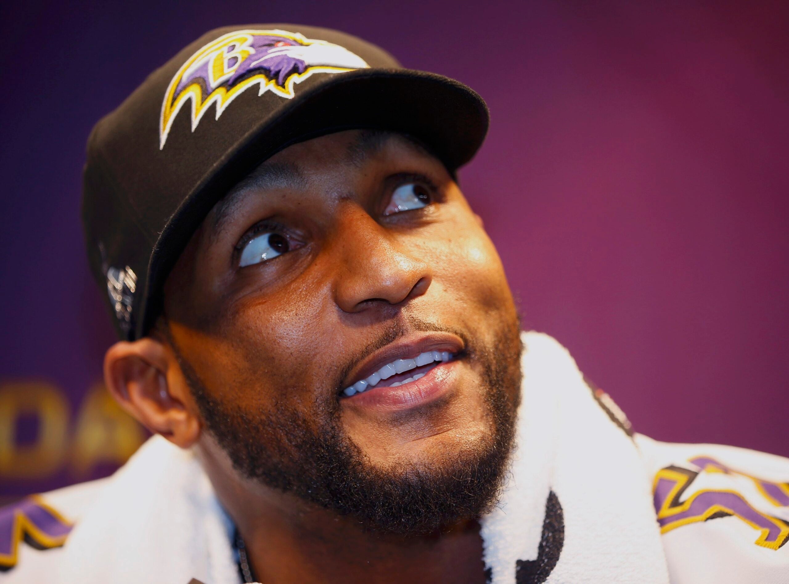 Ray Lewis Facemask: Breaking Down Ravens Star's Frightening Helmet