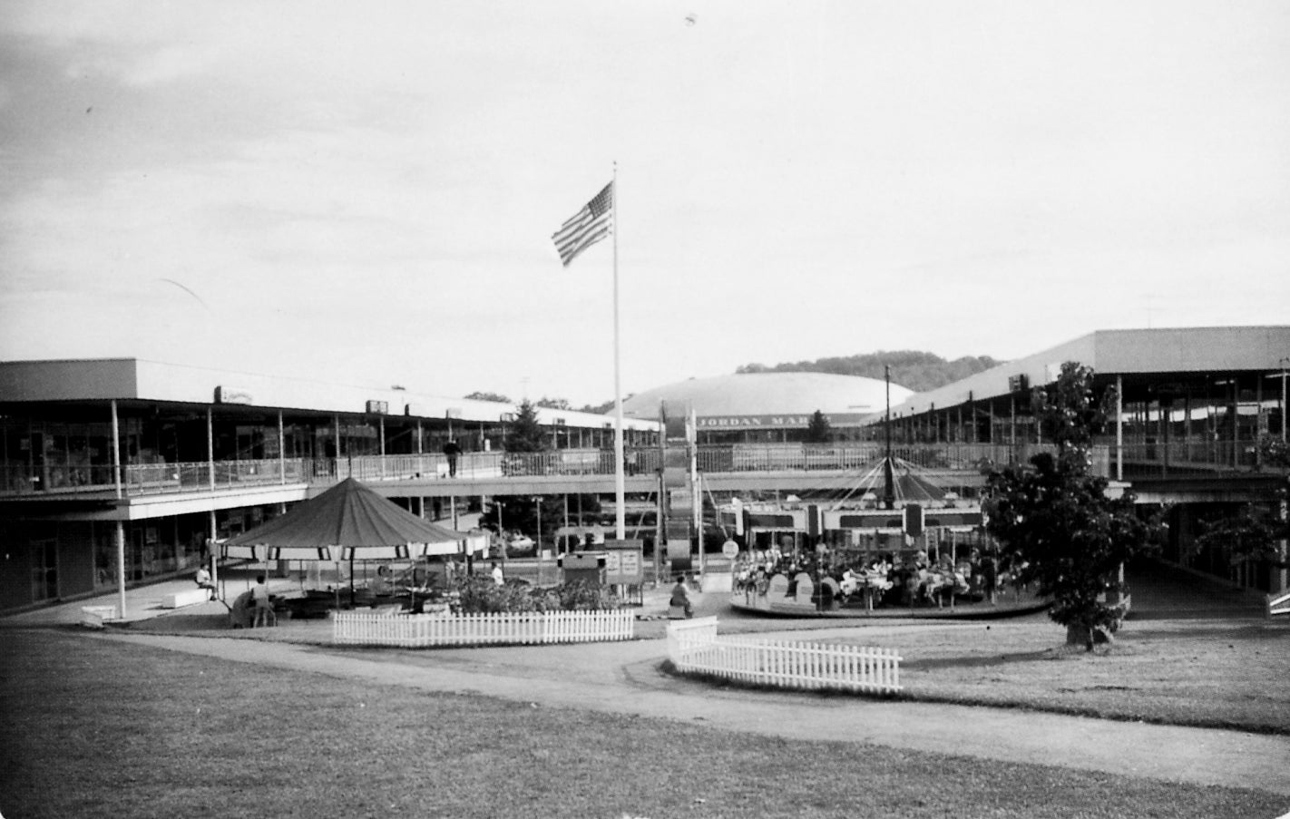 Framingham exhibit brings the original Shoppers World to life