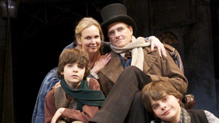 A Christmas Carol Colonial Theater Pittsfield Ma 2022 Reviews James Taylor As Bob Cratchit In The Berkshires