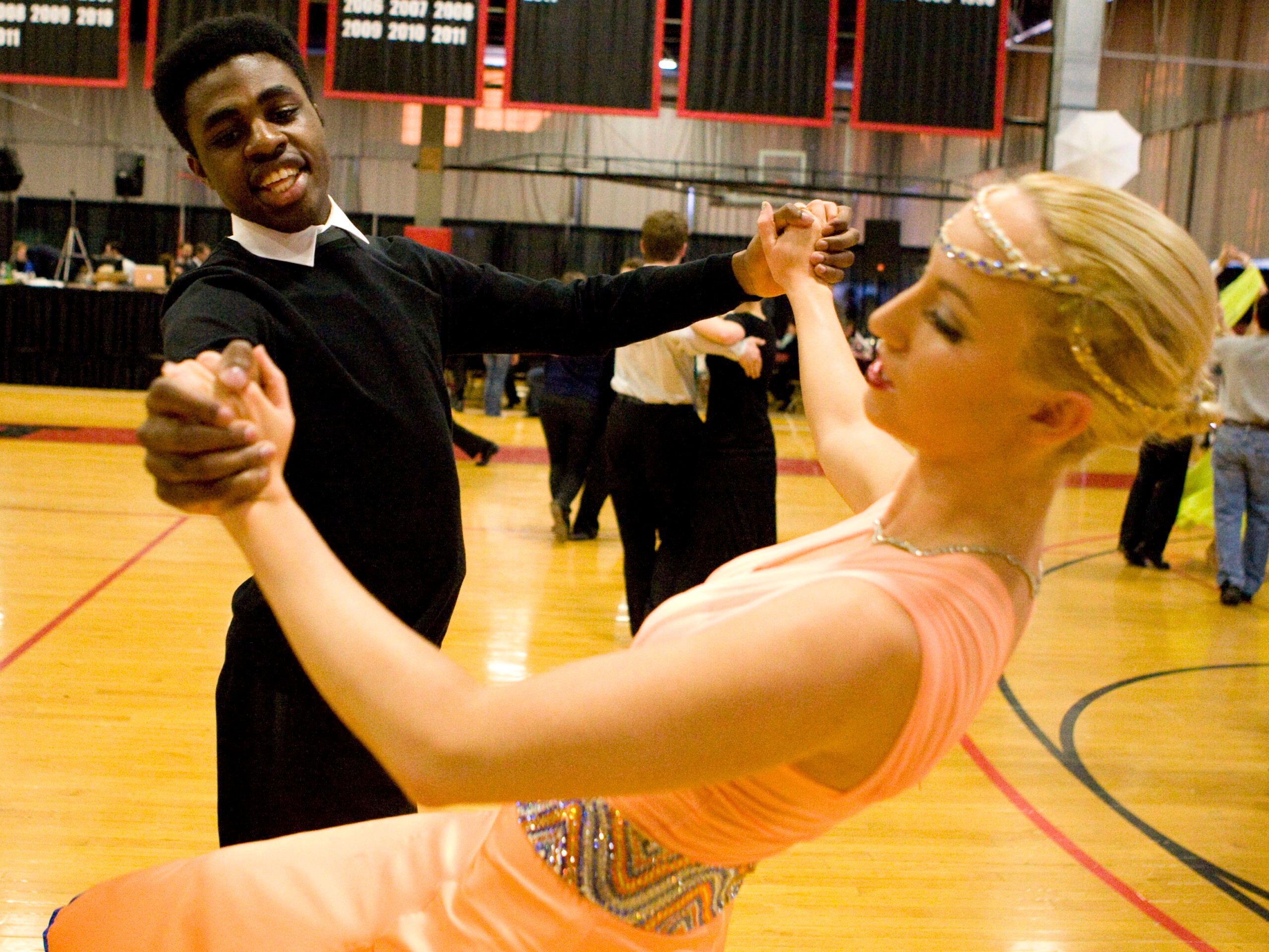MIT hosts collegiate ballroom event