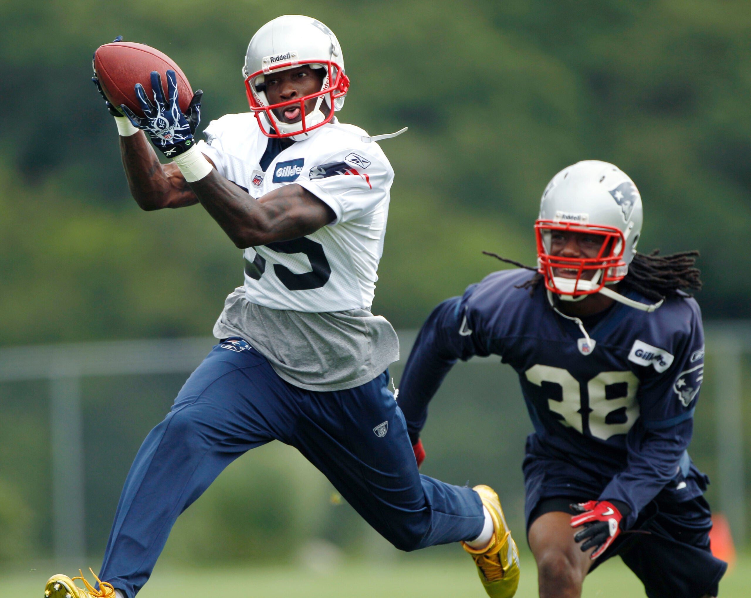 Patriots' Ochocinco: Ultimately does he stay or does he go?