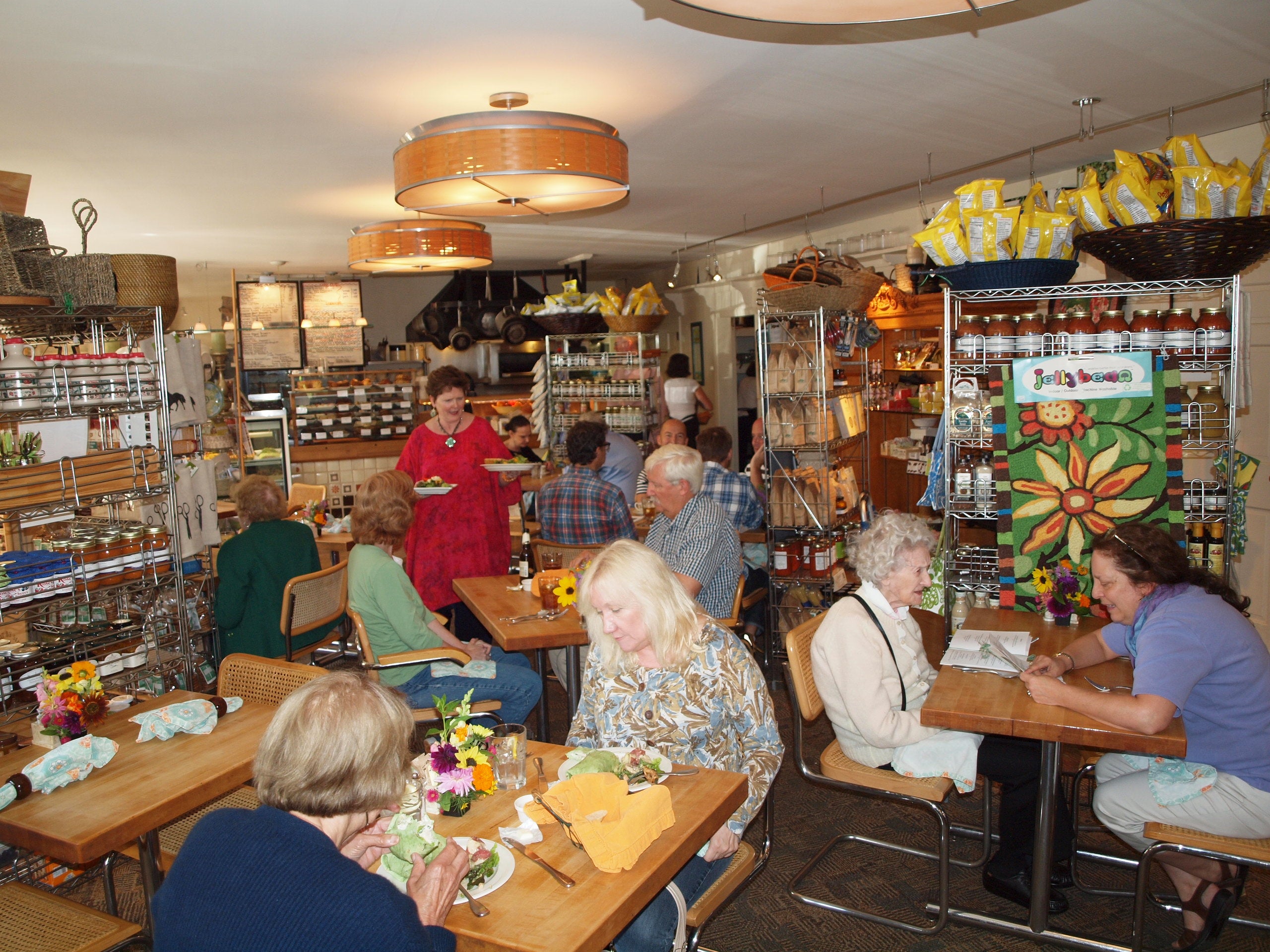 Washington, Conn. Quaint lodging, upscale dining