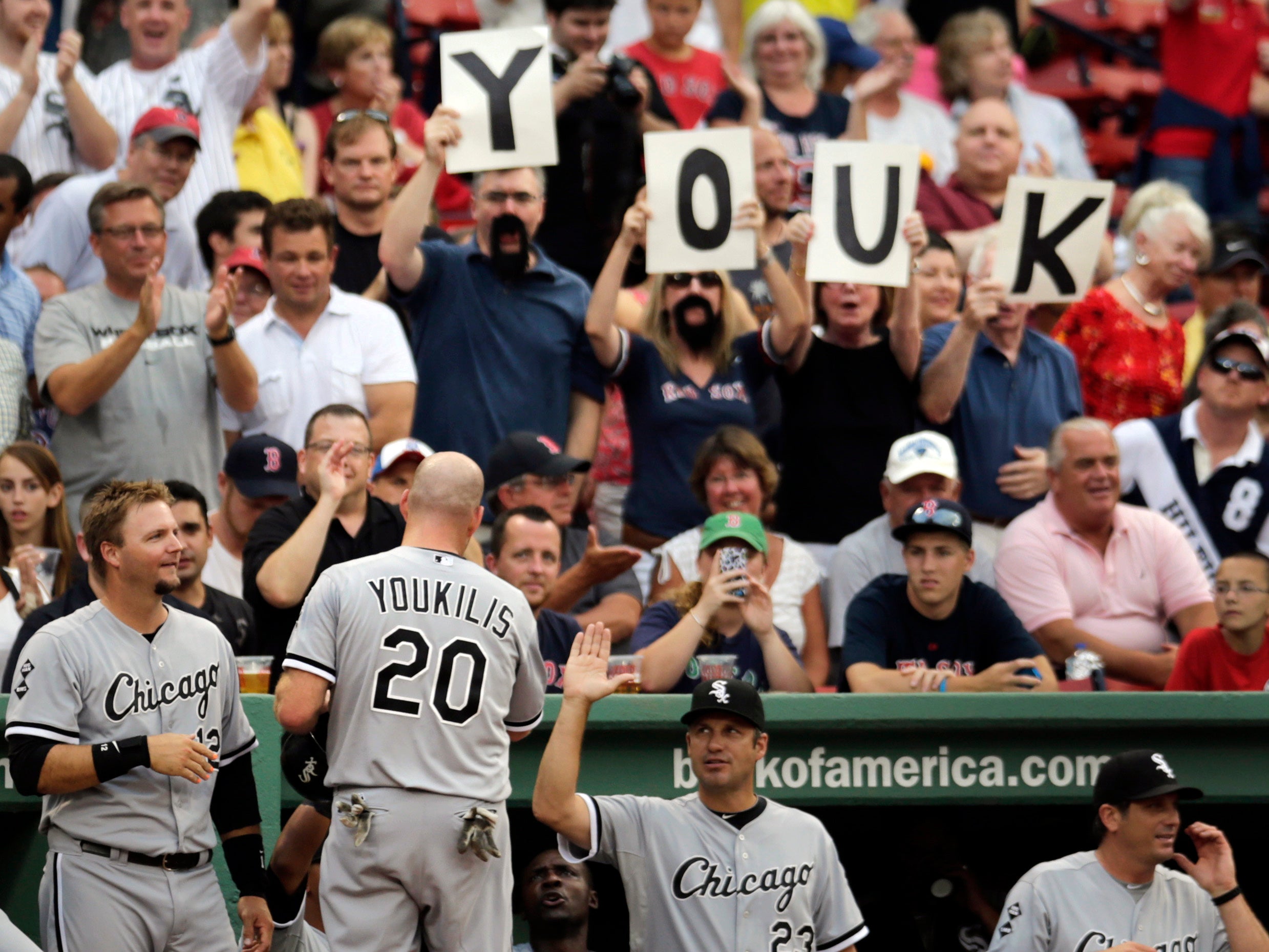 New Yankee Kevin Youkilis not concerned about fan reaction in Boston