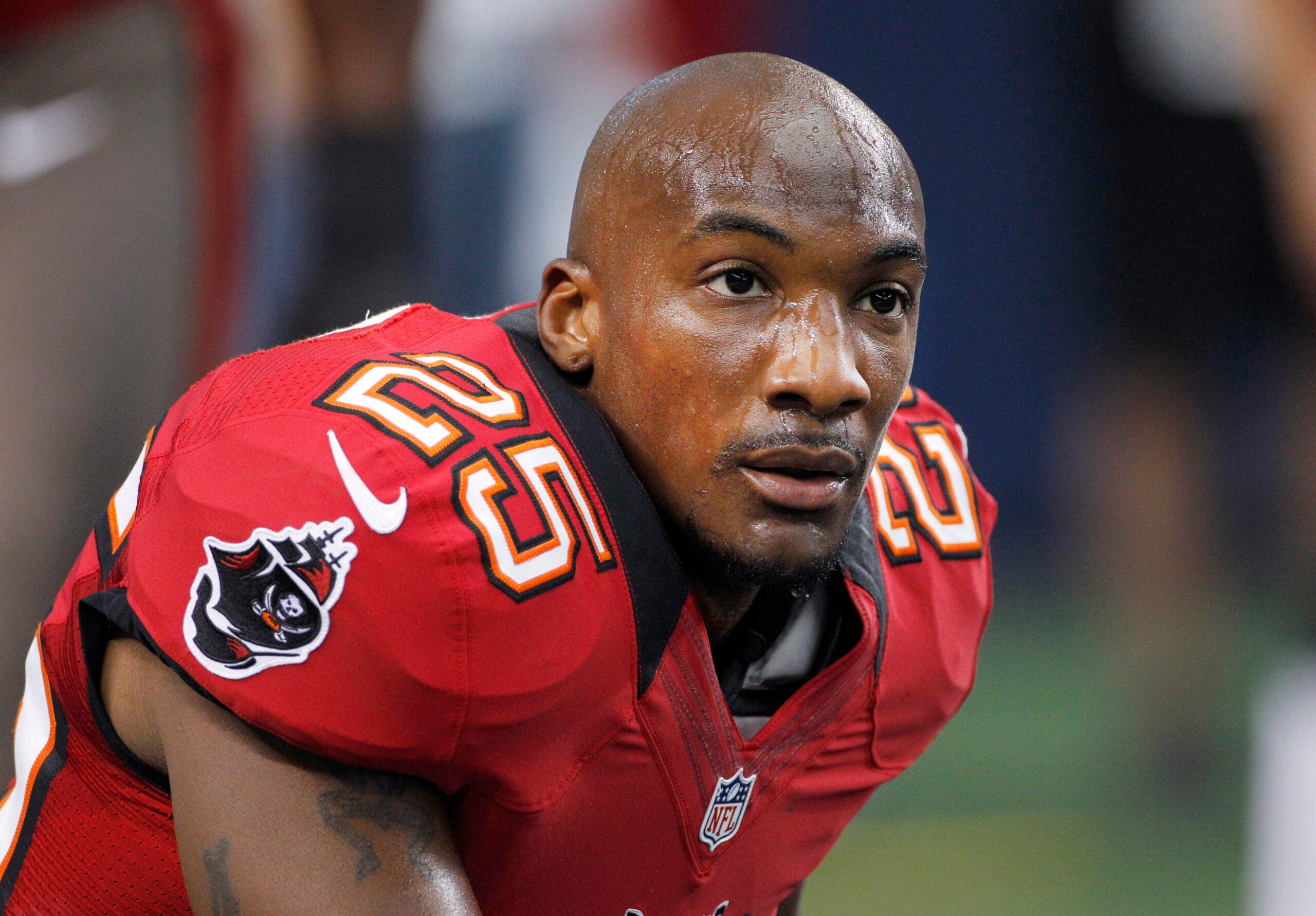 Report: Chad Ochocinco Still on Patriots, Despite Growing