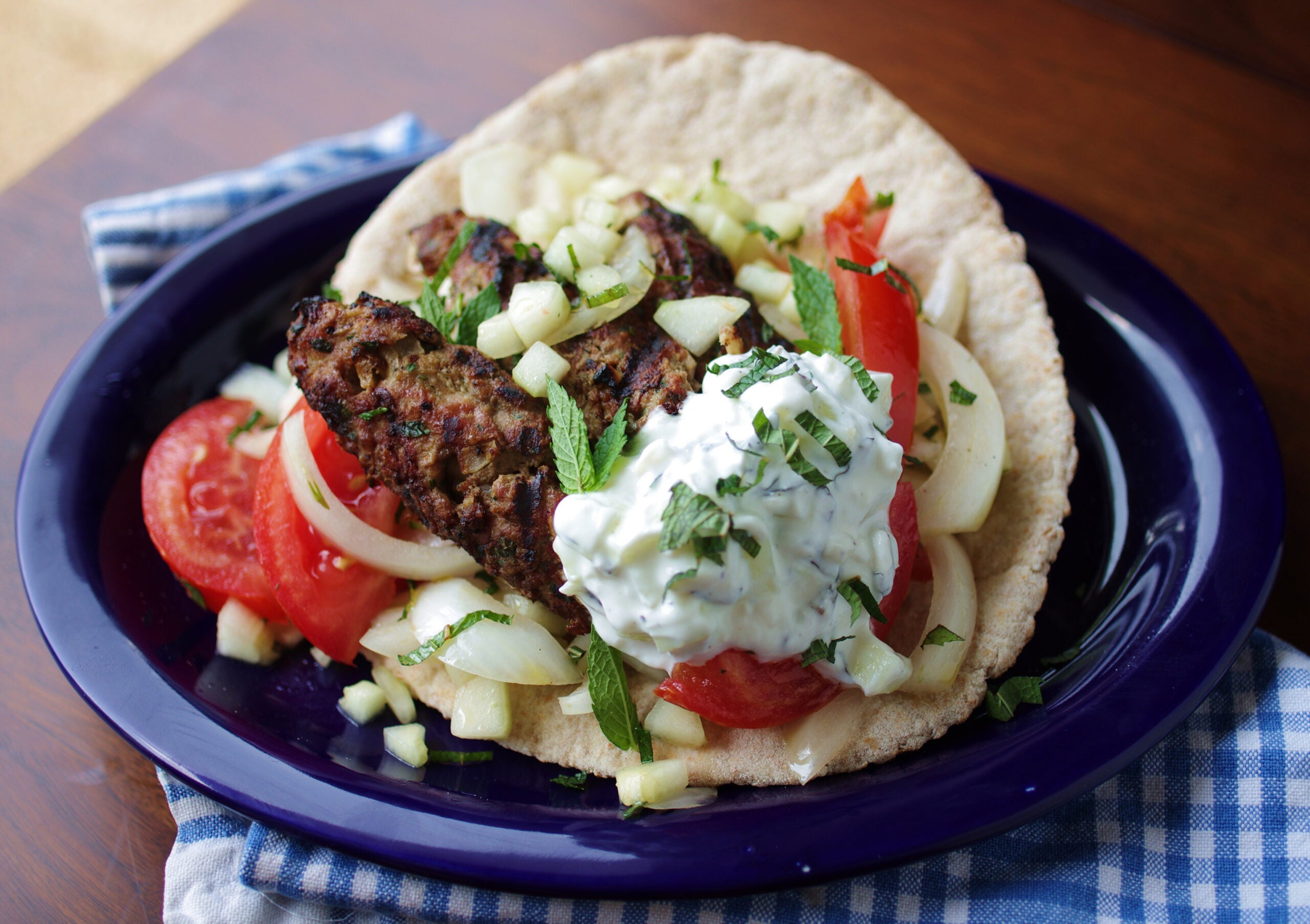 Recipe for pita with ground lamb kebabs