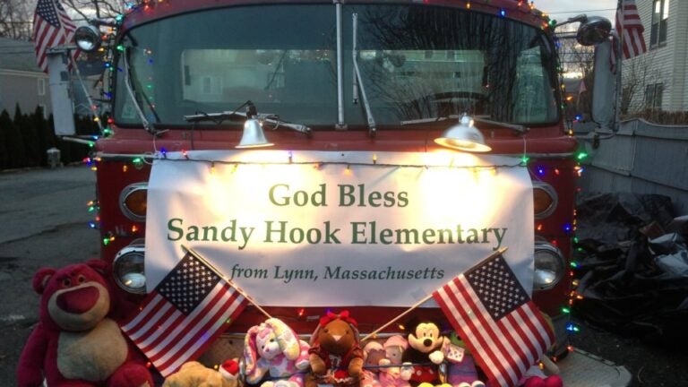 Lynn christmas parade 2022