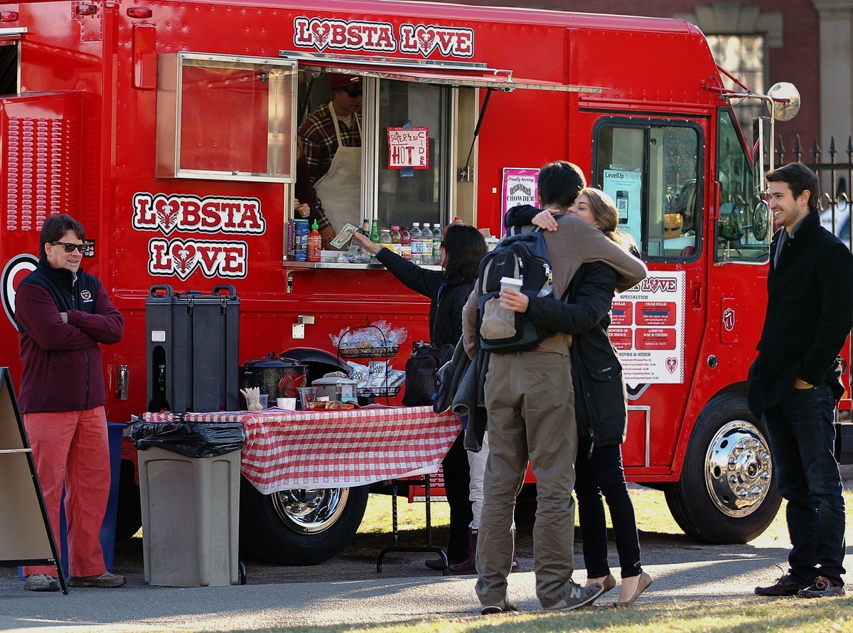 The Complete Guide To Boston S Food Trucks