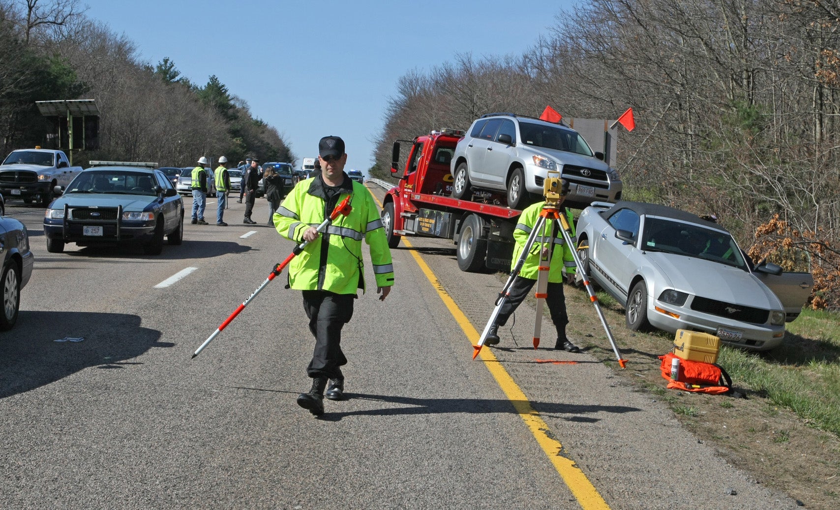 Norfolk deputy sheriff killed in crash on Interstate 95 in Walpole