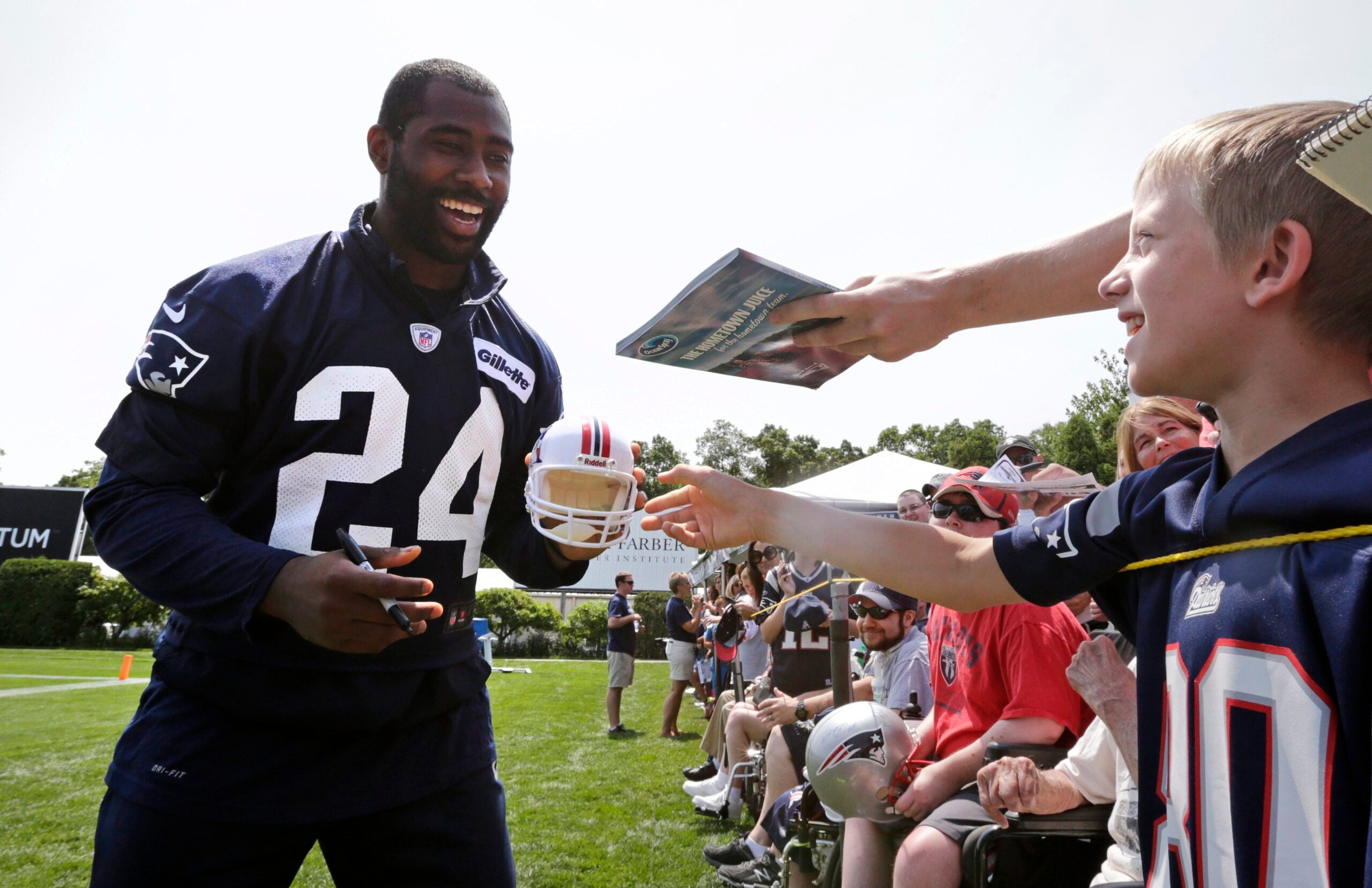 Darrelle Revis Could Be Headed Back To The New England Patriots (Report)