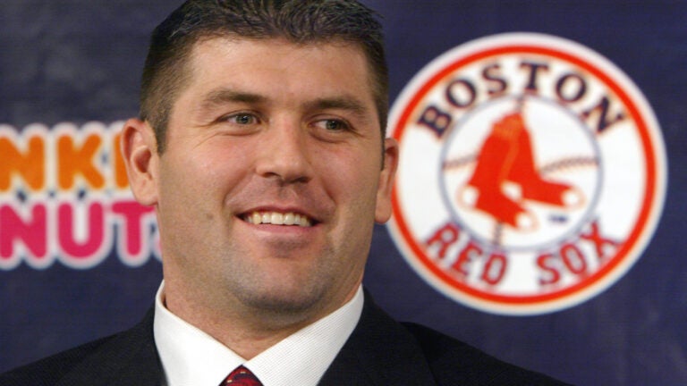 Unfortunate News About Red Sox Legend Jason Varitek – Guy Boston