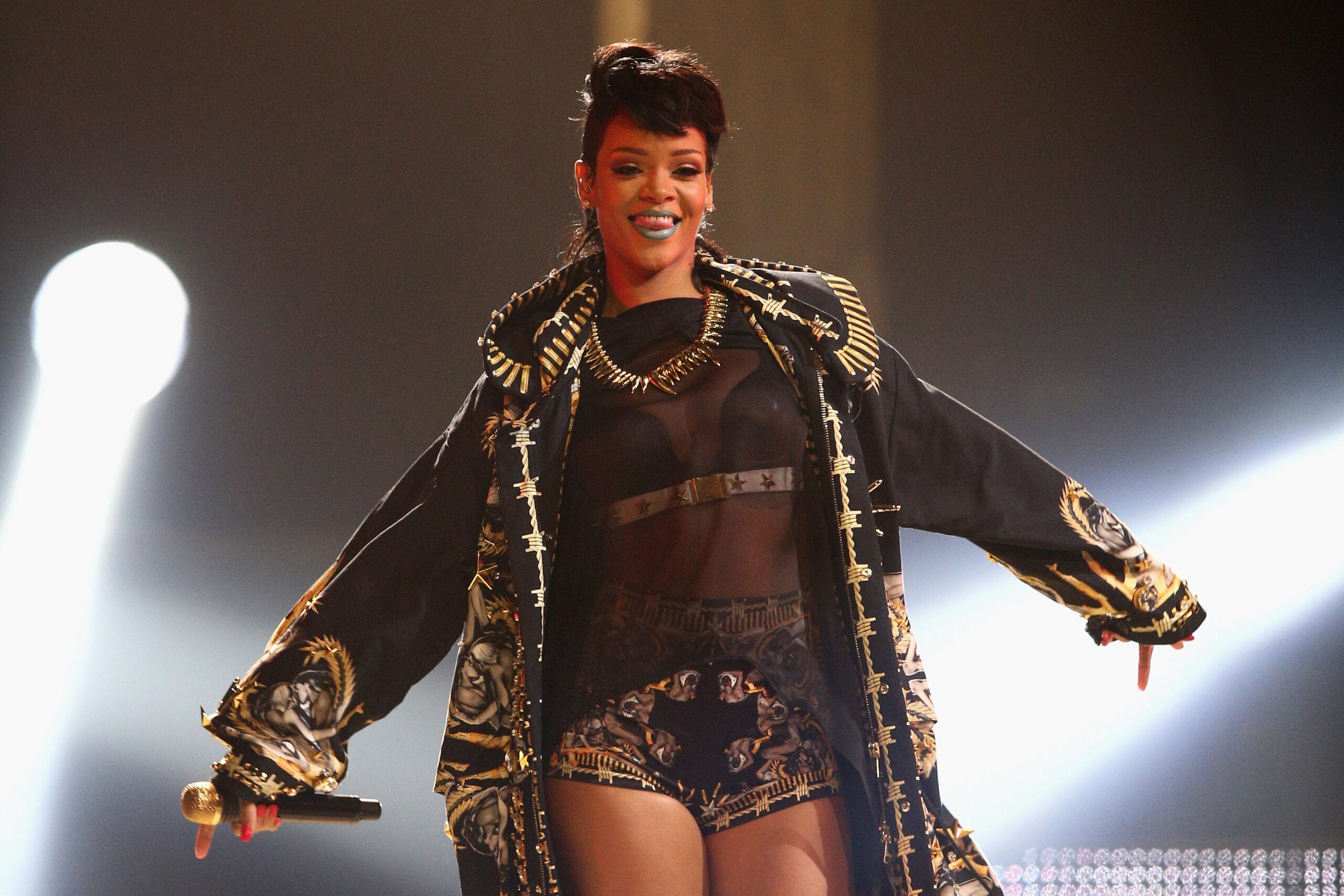 CBS and NFL Network to Feature Jay-Z, Rihanna in 'Thursday Night Football'  Opening