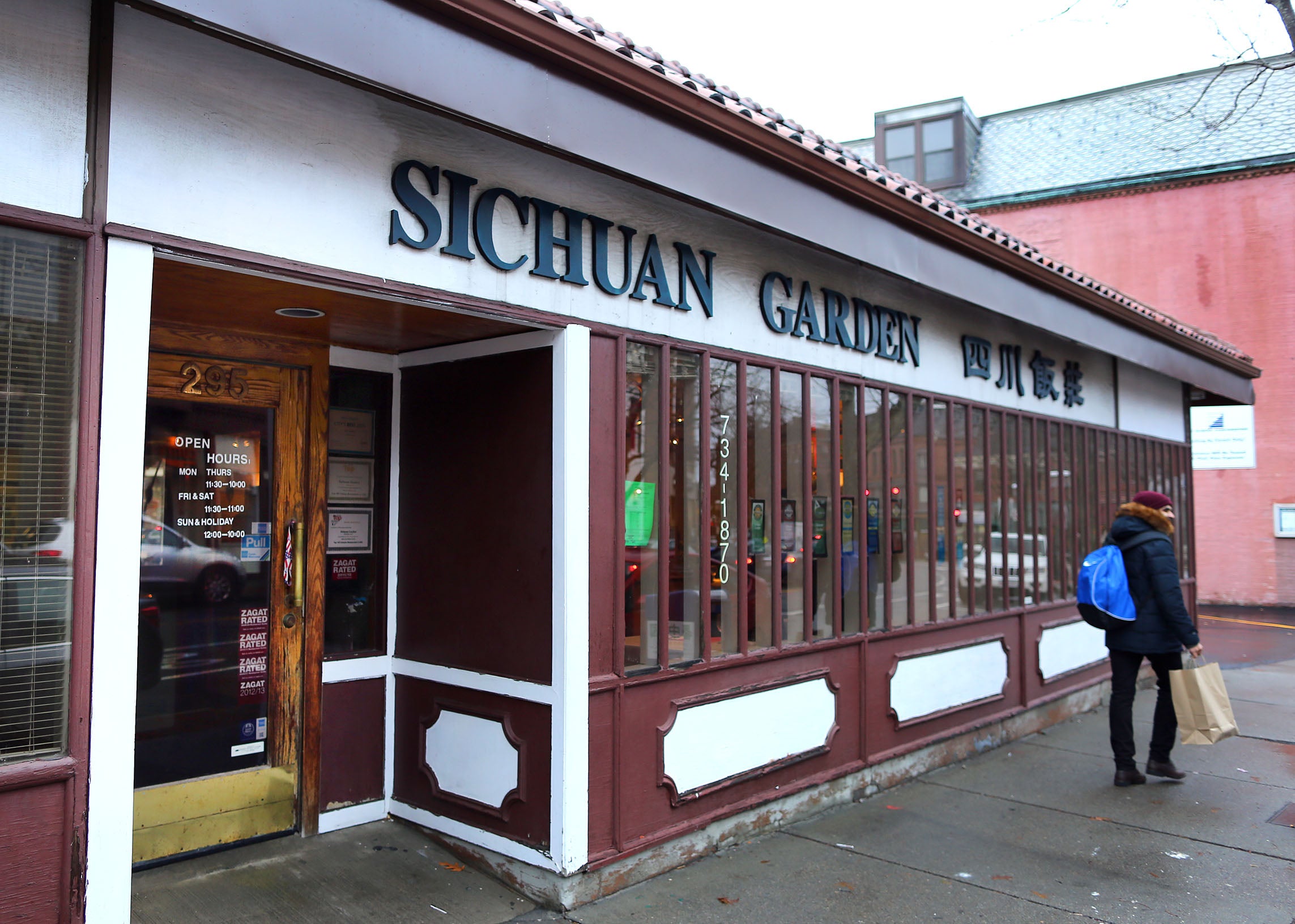 Sichuan Garden ‘Overwhelmed’ by Outpouring of Support