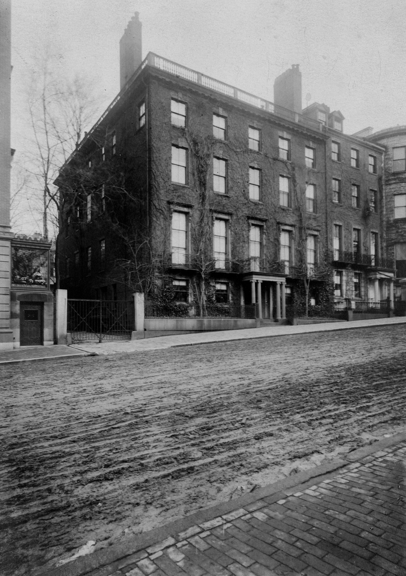 Spotlight on Beacon Hill: Boston's Oldest Historic District