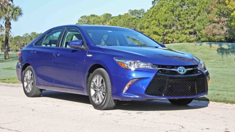 2015 Camry Hybrid: Ready To Adopt Your Personality