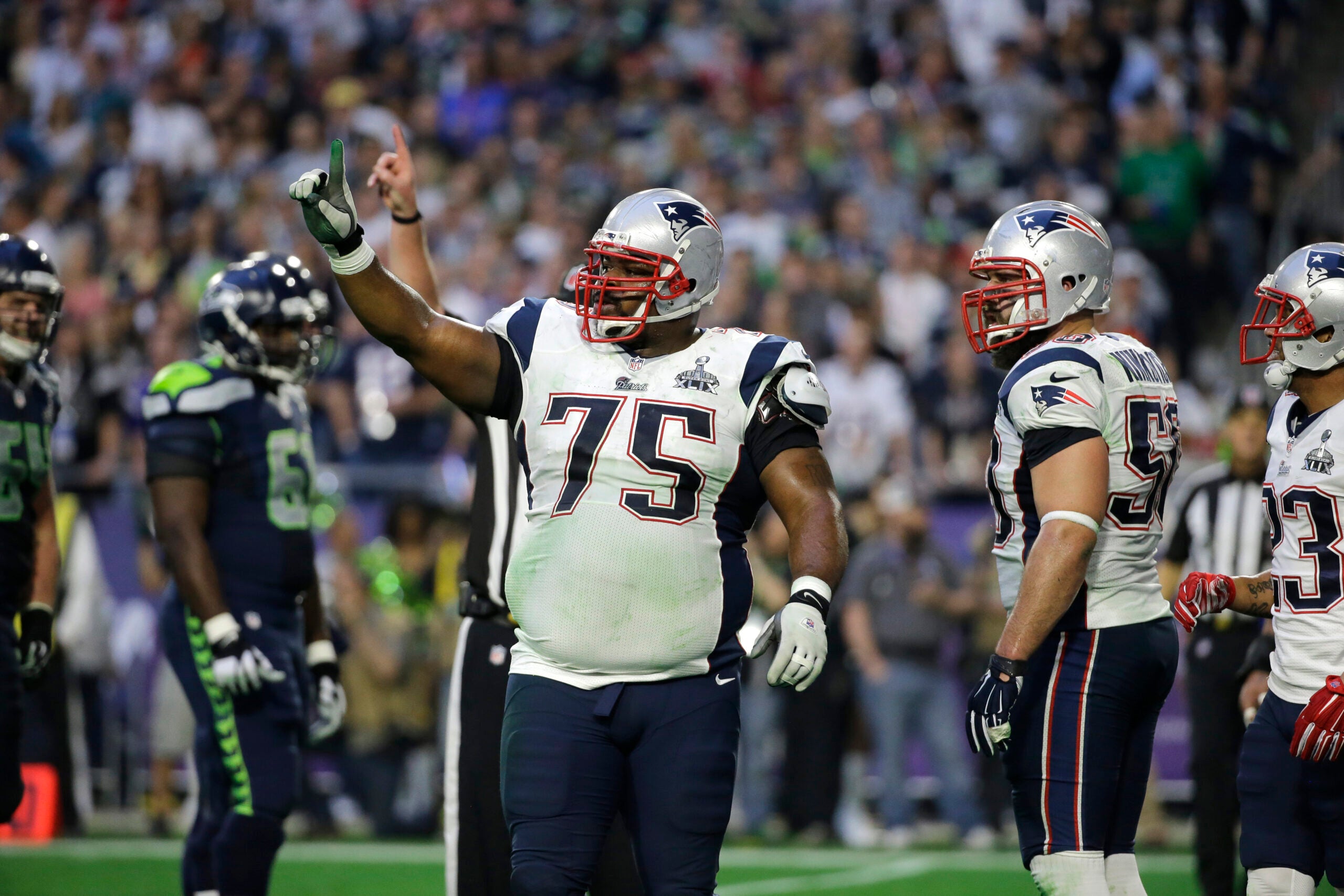 Patriots re-sign Wilfork and Neal