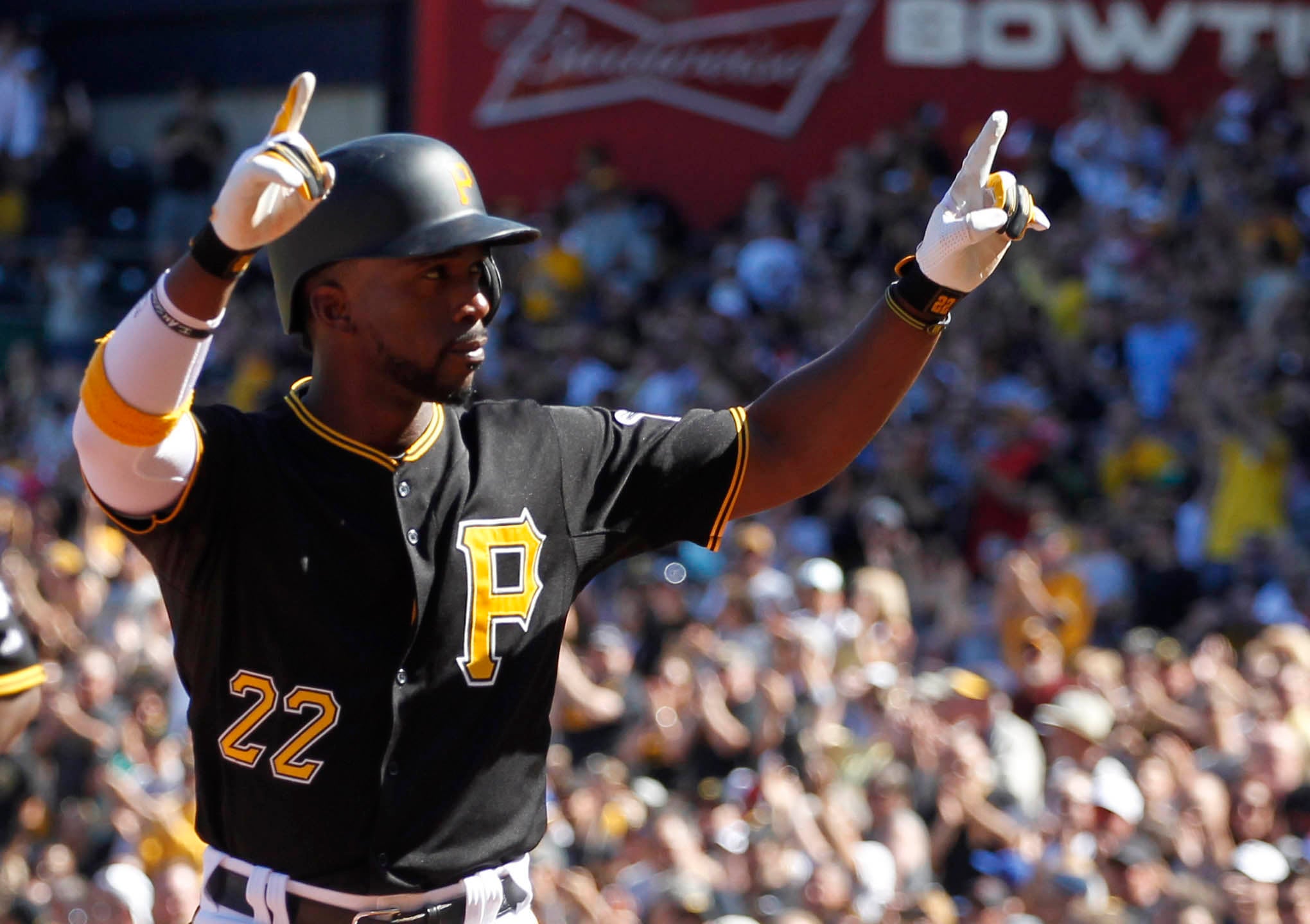 Andrew McCutchen Hands Kids Batting Gloves after Win, Kids Have