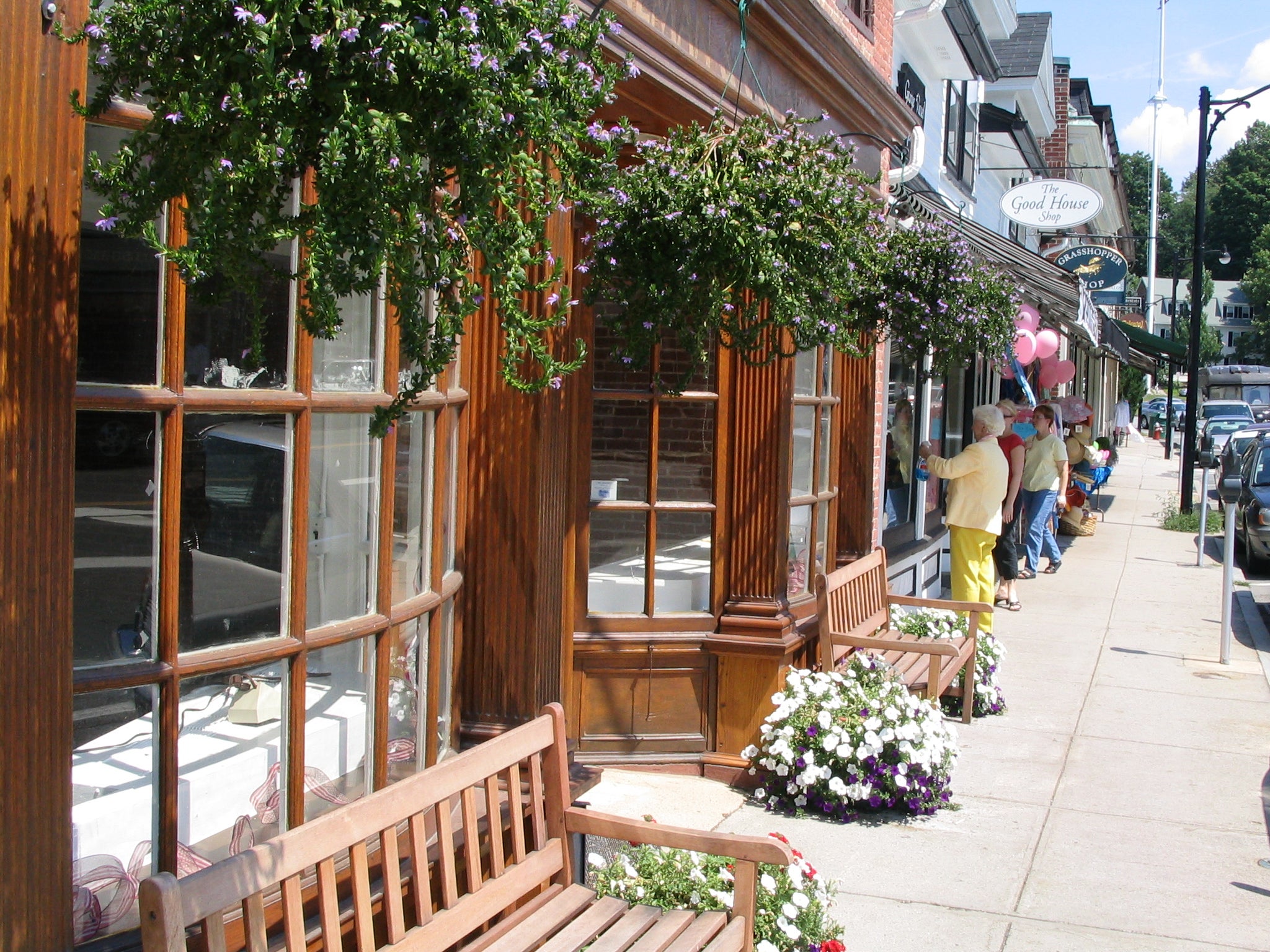 Greater Boston suburbs seeing home prices cool off, sometimes by a lot