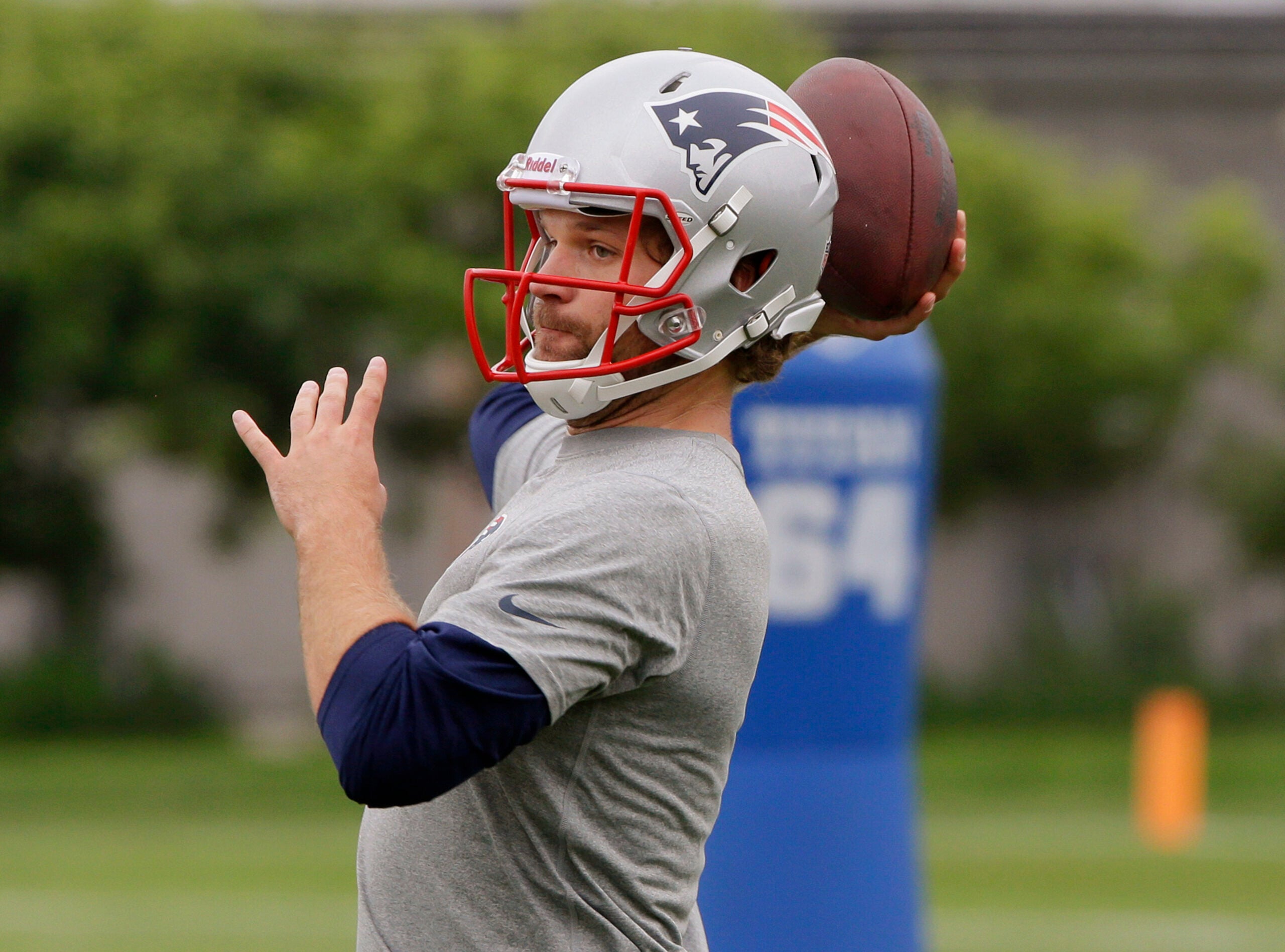 Matt Flynn joins Patriots' potential quarterback roulette