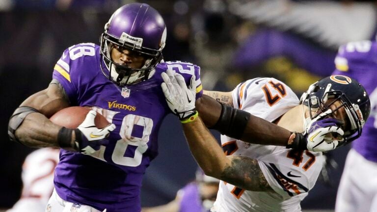 Adrian Peterson to Be Free Agent as Vikings Decline Option - The New York  Times