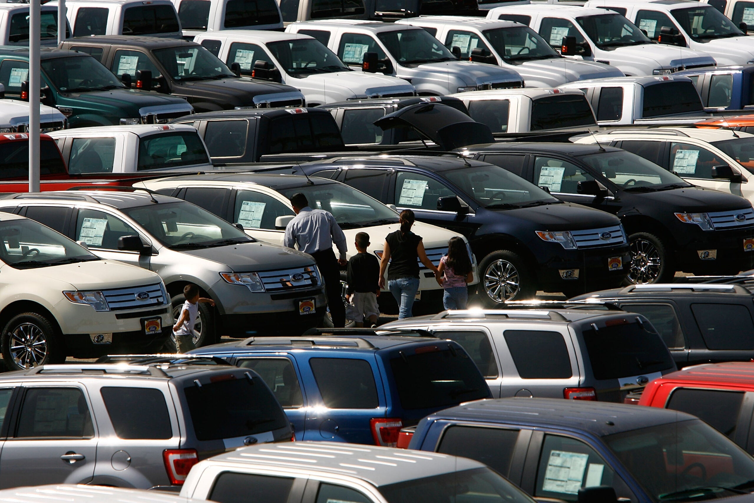 What you need to know about buying at car dealerships
