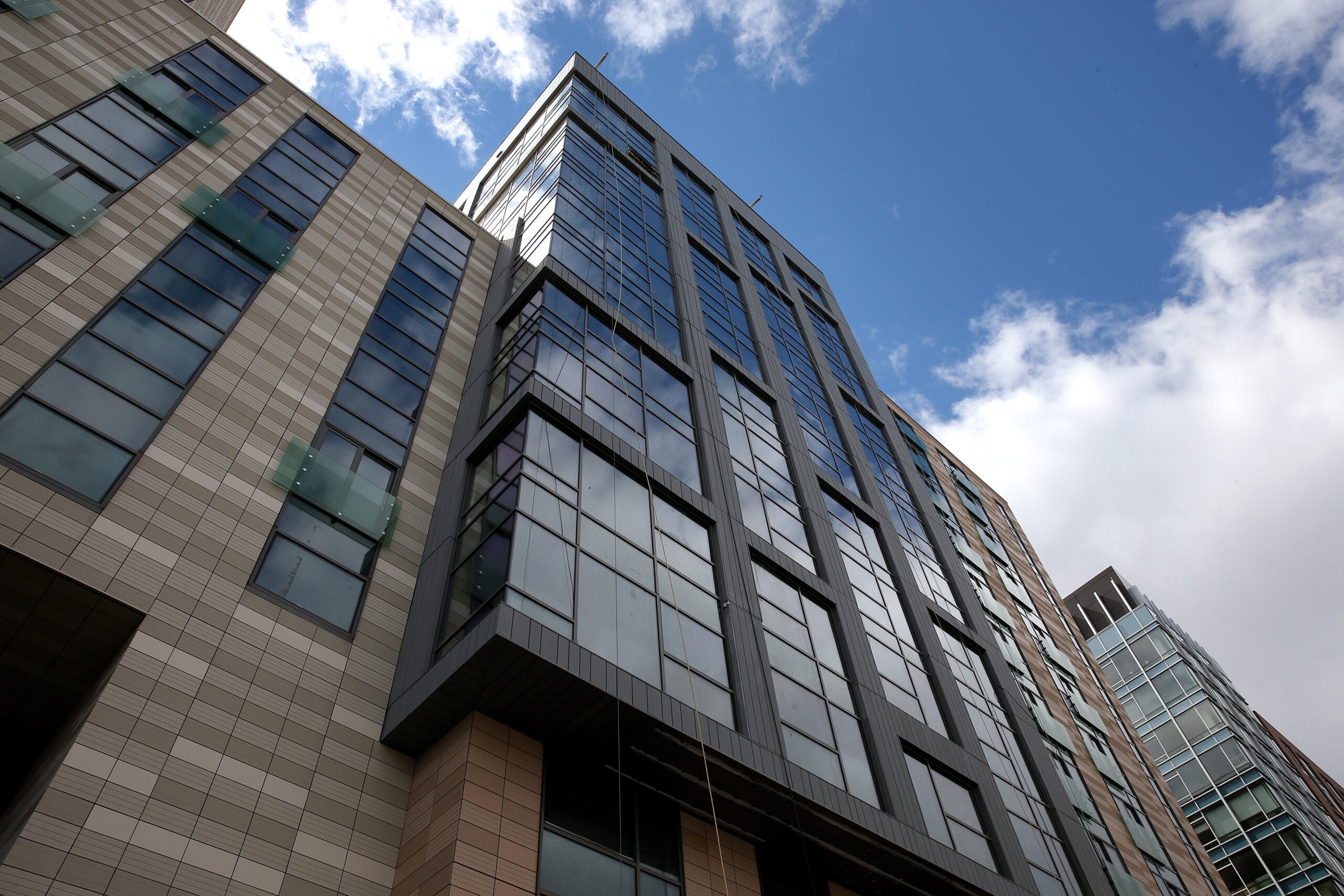 Viridian tower, overlooking Fenway, opens to immediate interest