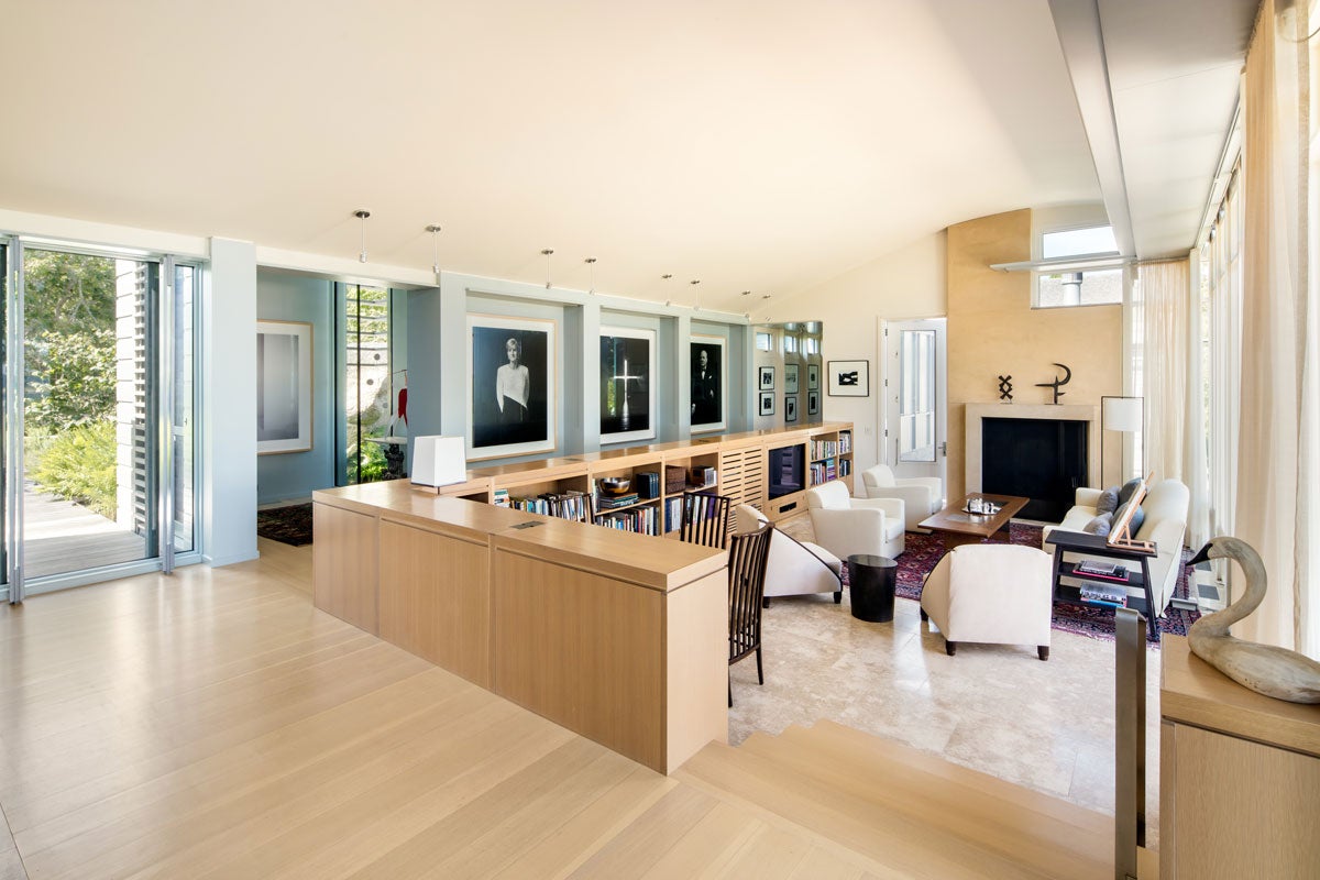 Martha’s Vineyard estate once enjoyed by the Obamas is for sale