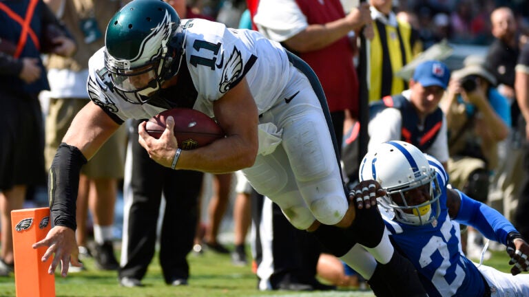 Watch Tim Tebow run for a touchdown in his NFL return