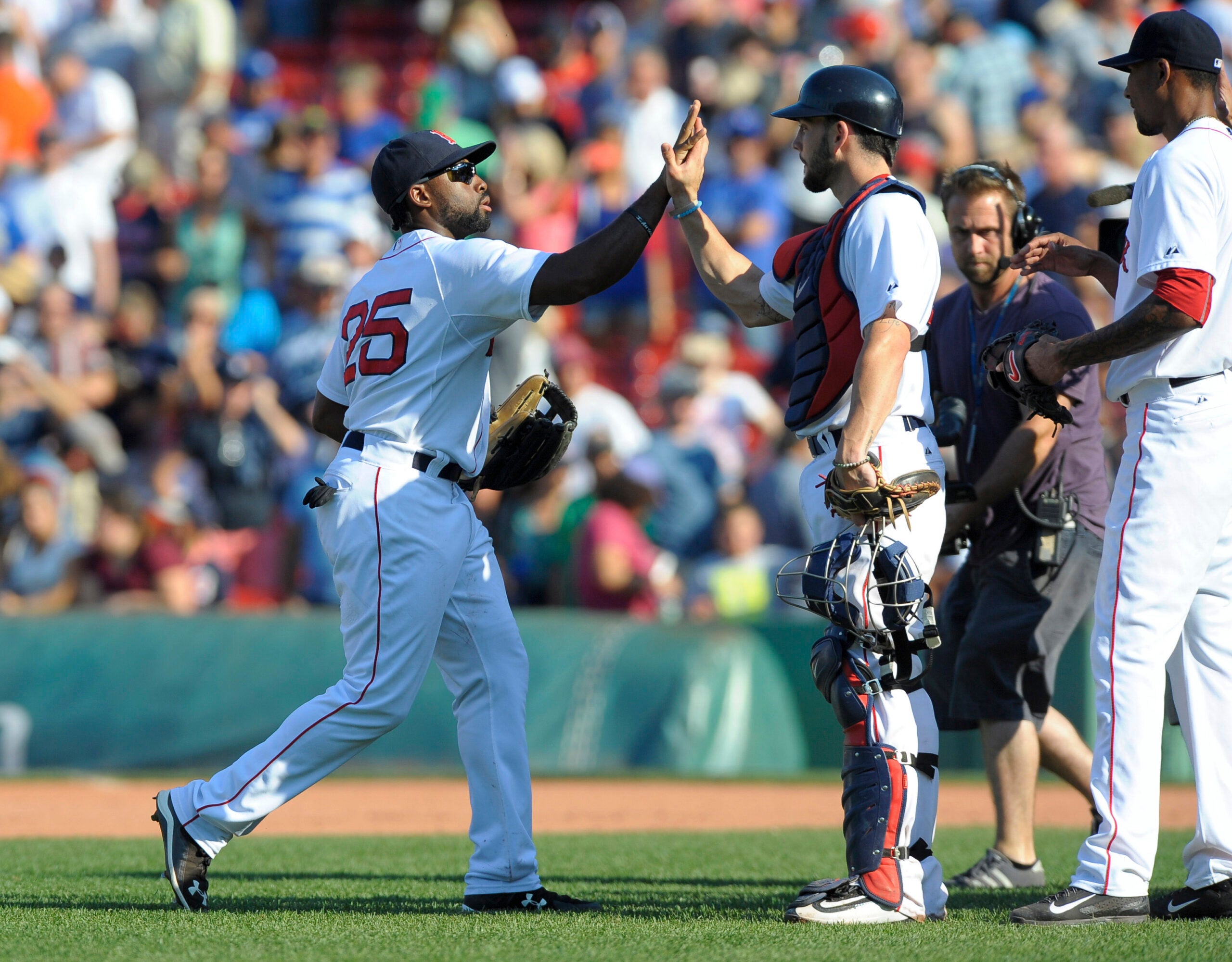 Triston Casas's homer reminded Alex Cora of ones Barry Bonds hit