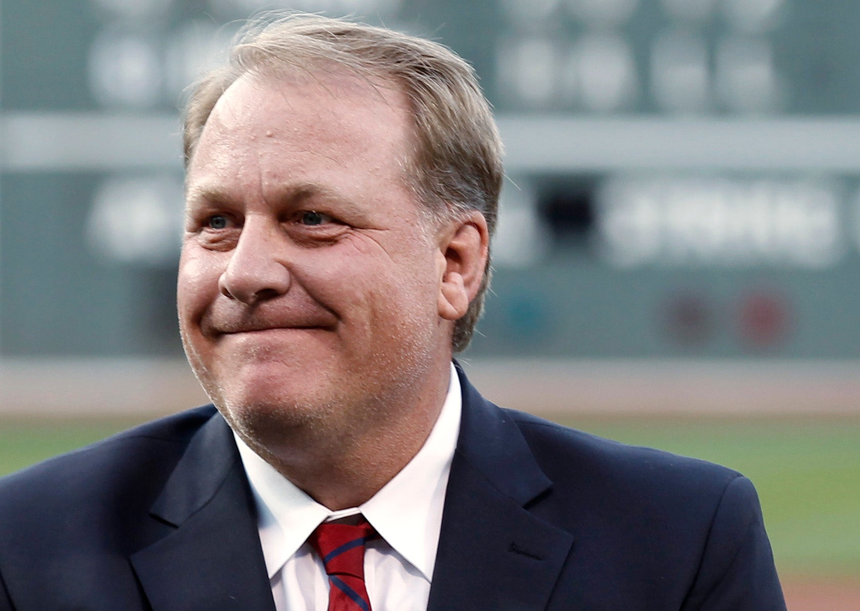 Curt Schilling shares anti-transgender rights meme on Facebook