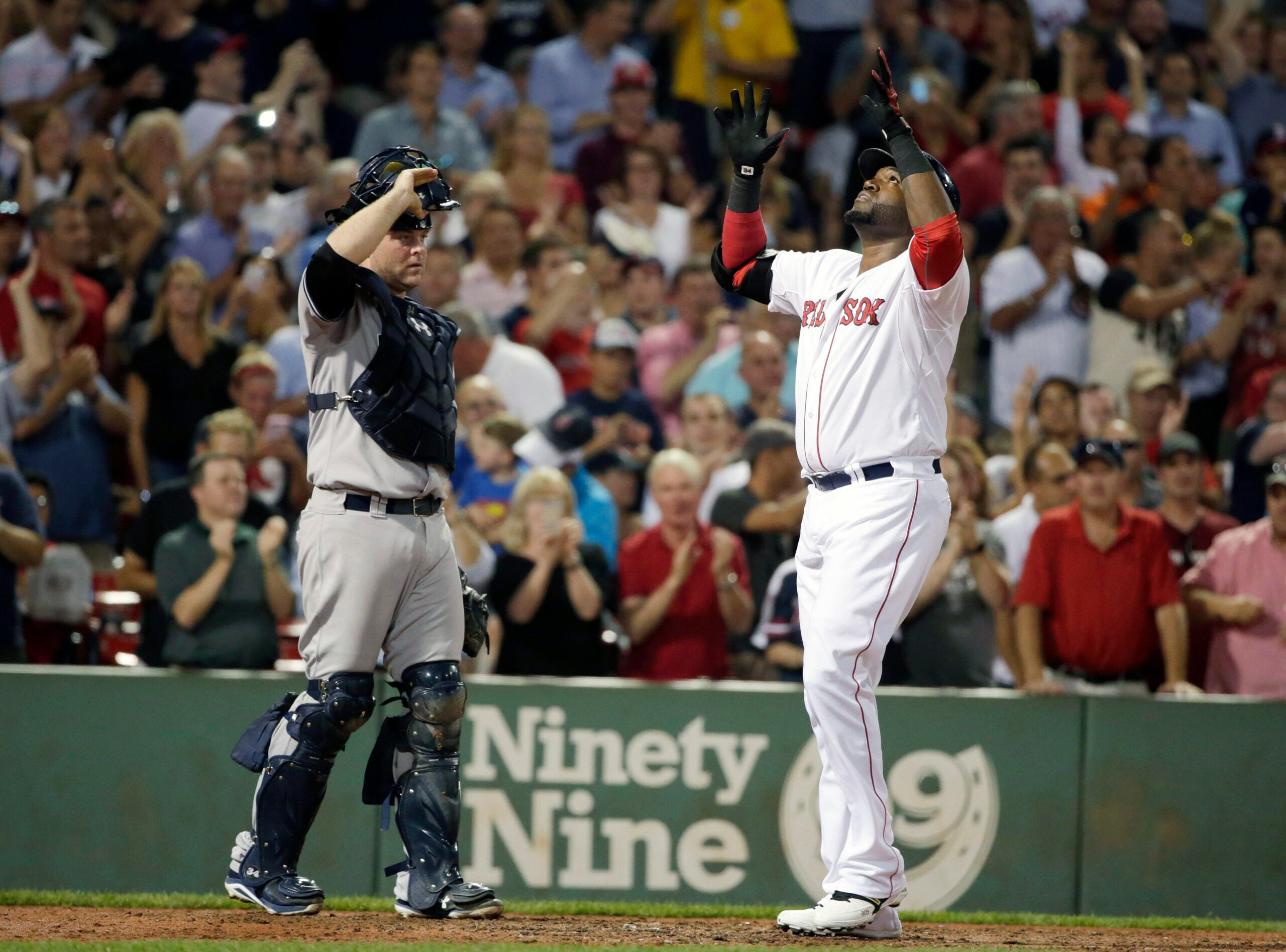 Mark Teixeira hits walk-off home run in 11th inning to lift NY