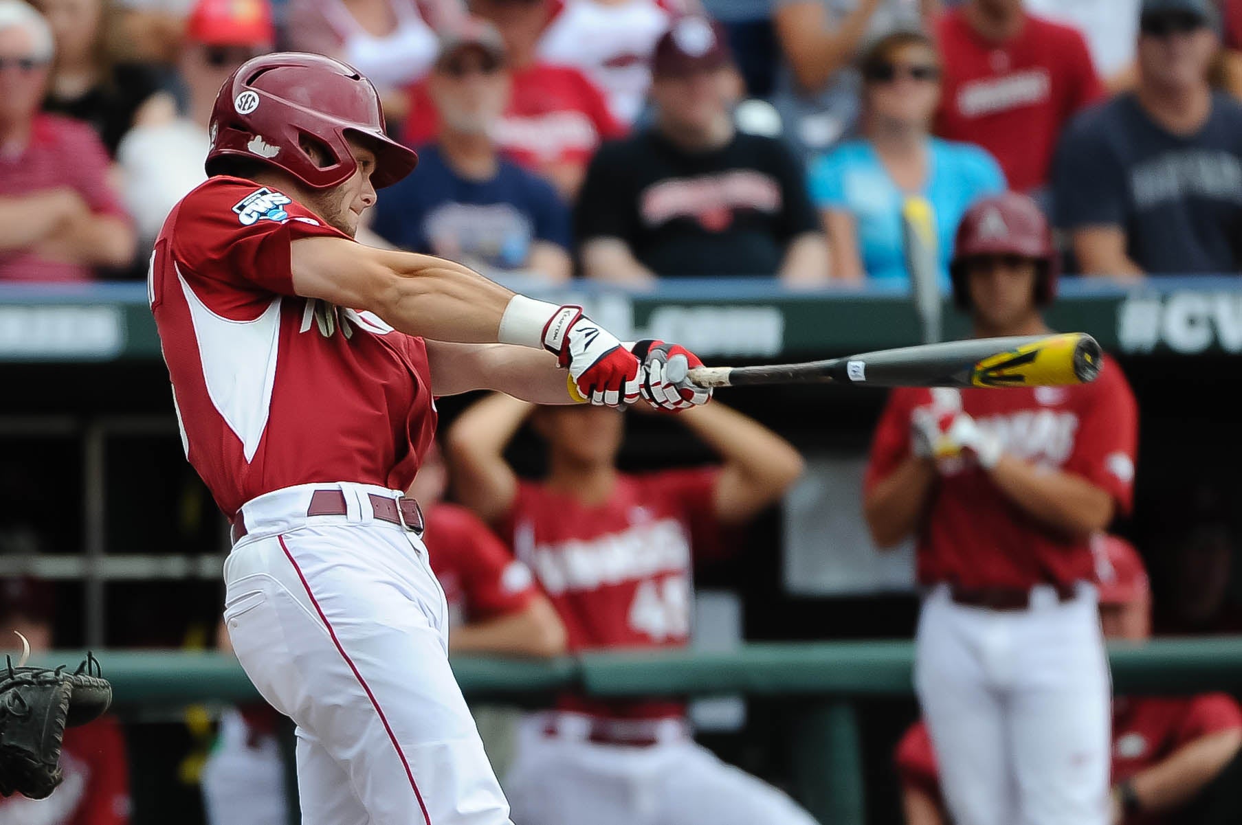 MLB: Red Sox OF Andrew Benintendi hits shortest home run of season