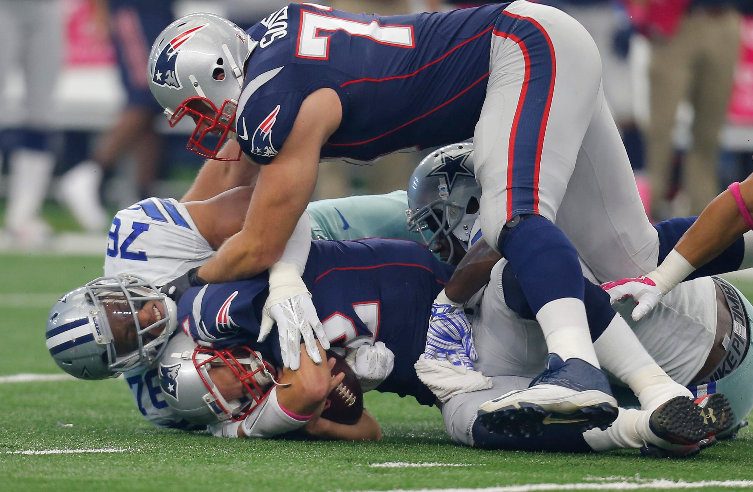 Rolando McClain chooses Cowboys over Patriots - The Boston Globe