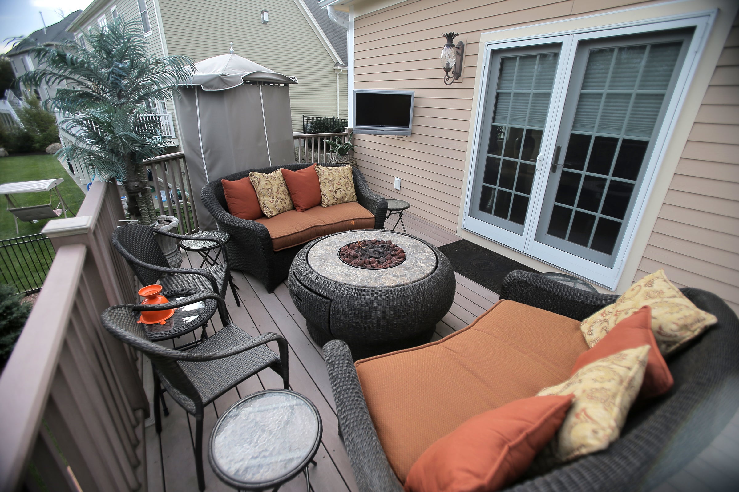 Saugus home with a backyard kitchen fit for a grilling aficionado