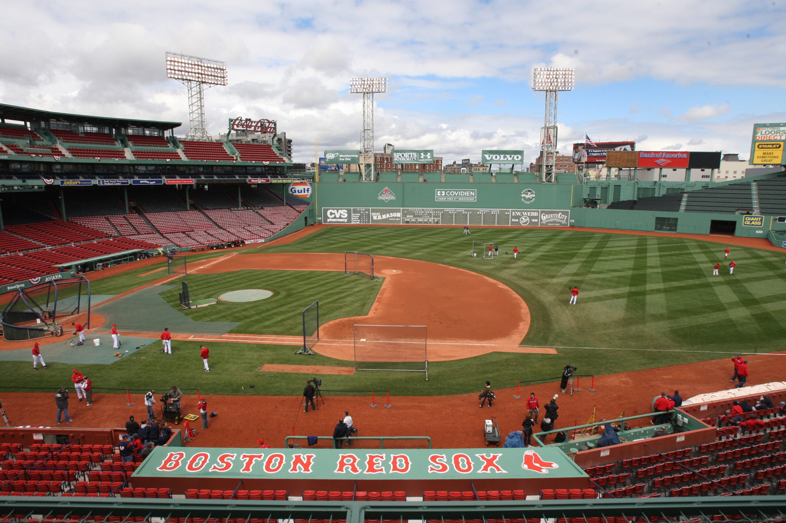 Fans are the source of Fenway Park's magic - The Boston Globe