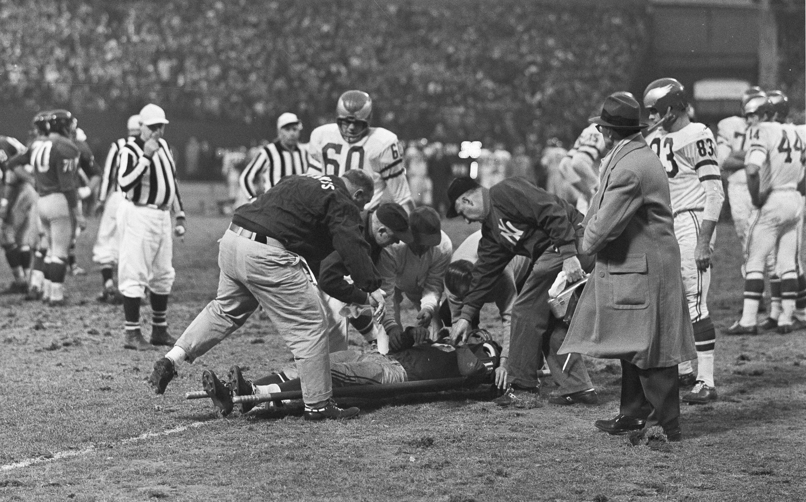 Chuck Bednarik, NFL Hall of Famer for Philadelphia Eagles, dead at