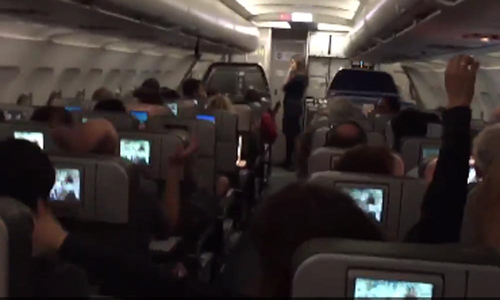 Watch: Plane full of Patriots fans goes nuts after game-winning field goal