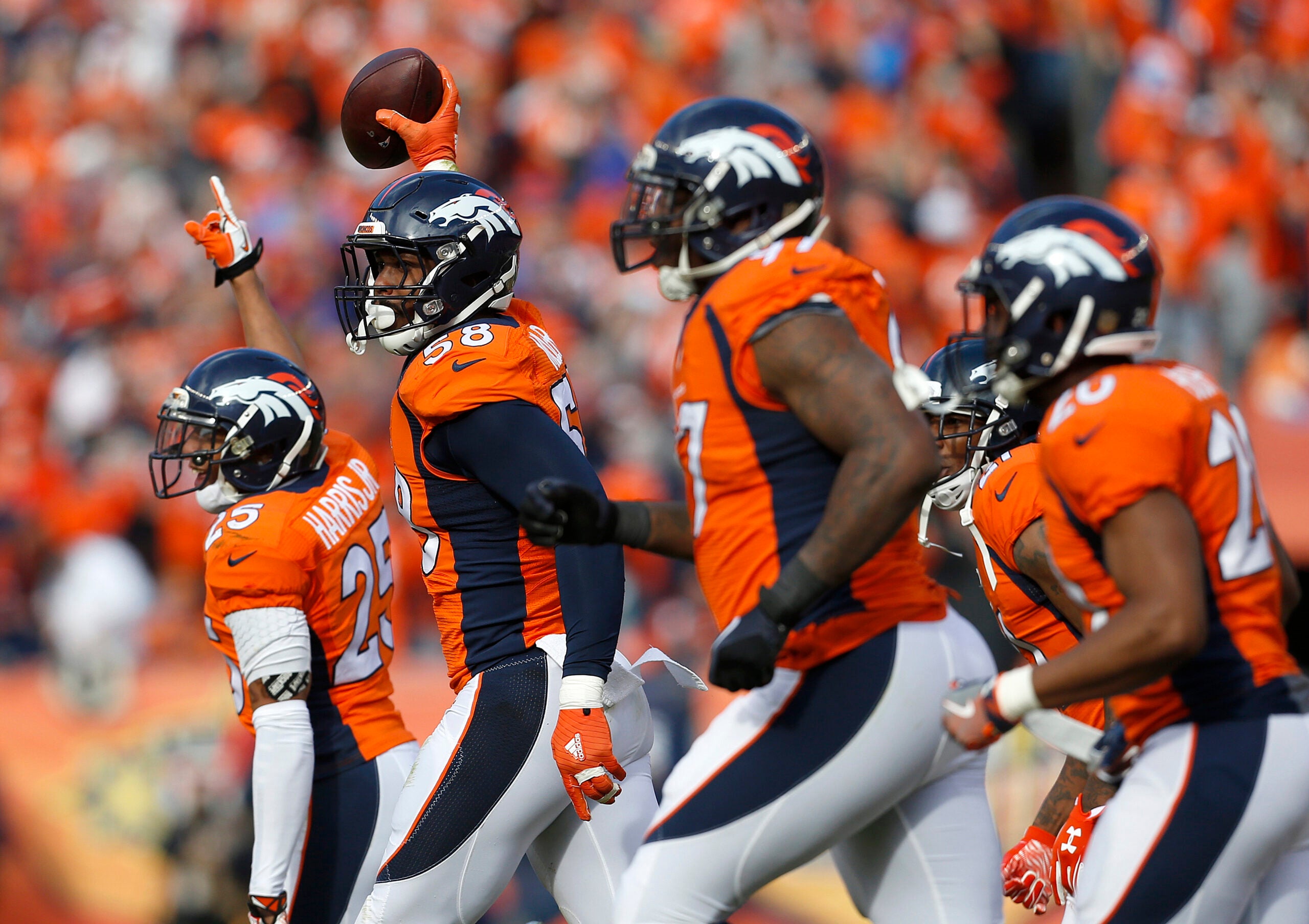 Von Miller celebrates a sack against New England Patriots quarterback Tom  Brady – Denver Broncos History