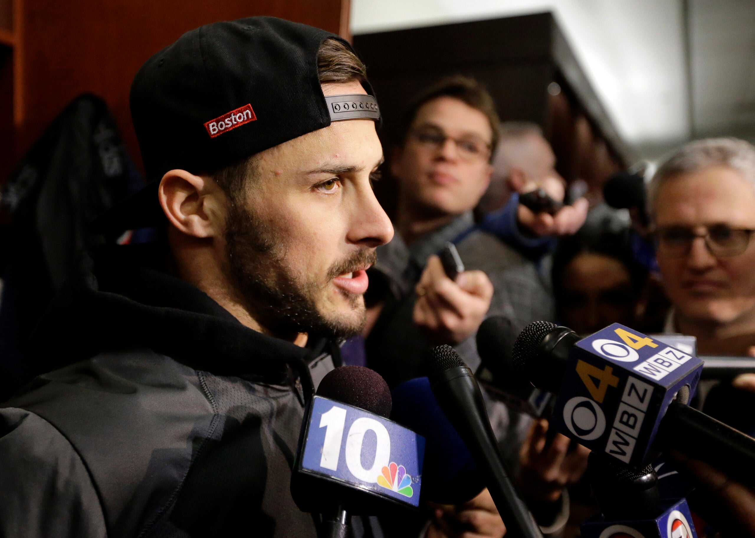 Danny Amendola says he needed four IVs during Patriots' comeback