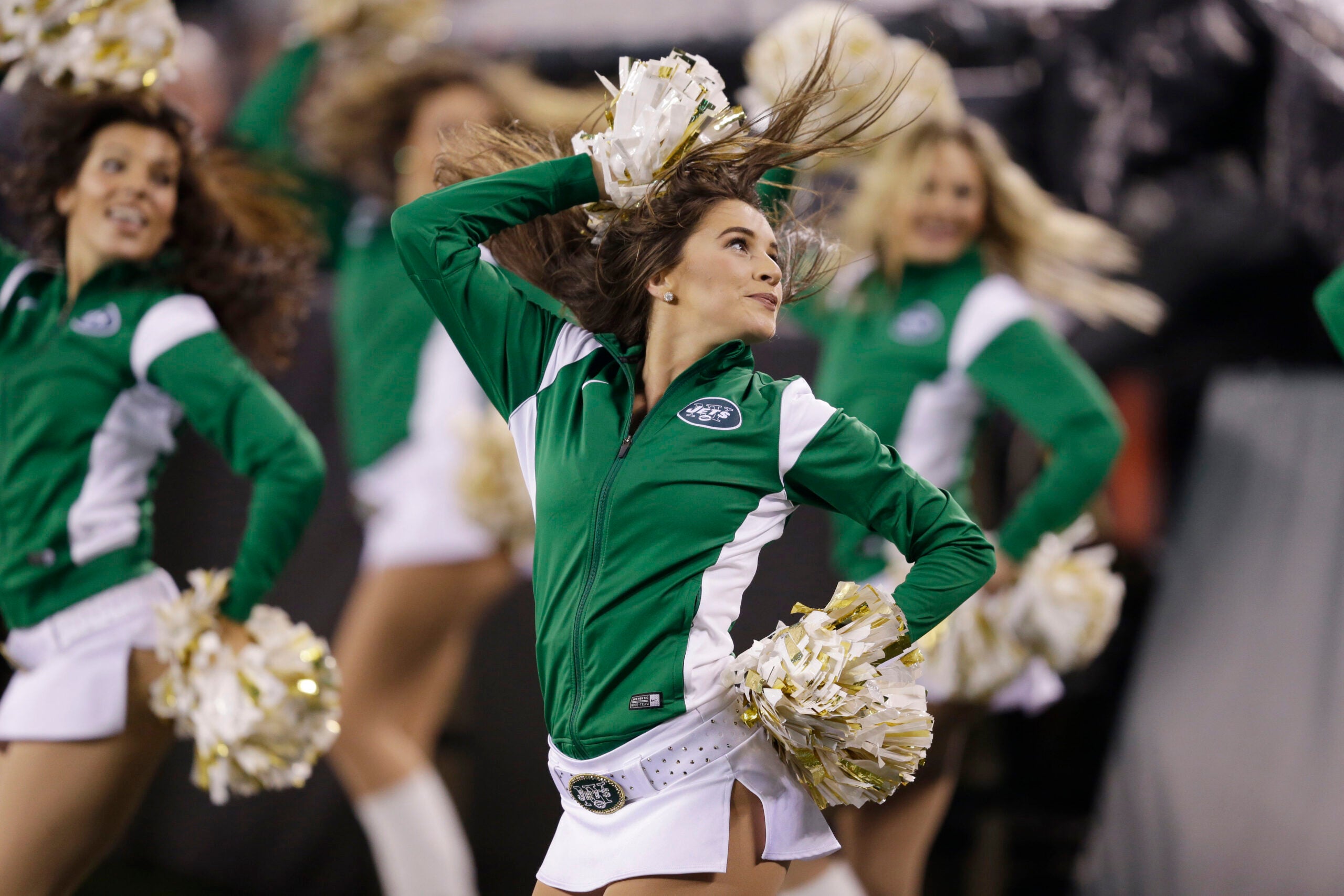 New York Jets Cheerleaders Win $324,000 Settlement Over Unpaid Work