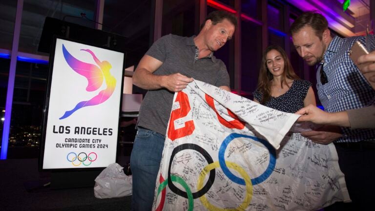 Check Out Los Angeles’ 2024 Olympics Bid Logo