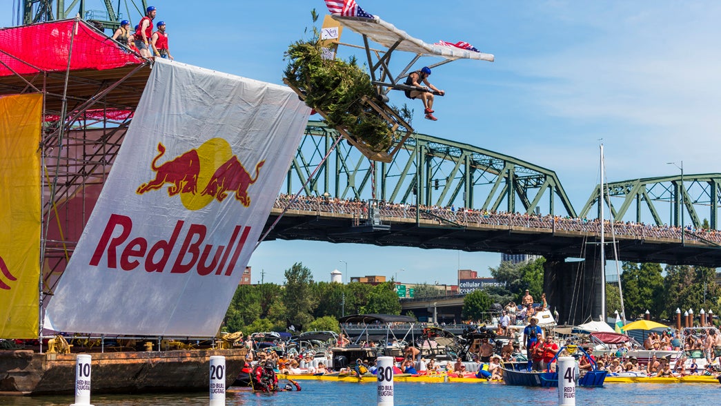 flise Laboratorium noget The Red Bull Flugtag is coming to Boston for the first time ever